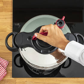 Tlakový hrnec Tefal P4624866, 7,5 l nerez

 obrázek produktu 13 z 15
