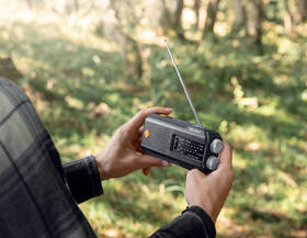 Radiopřijímač Sandberg Survivor Radio All-in-1 2000 černý

 obrázek produktu 8 z 9