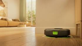 Robotický vysavač iRobot 115 Combo + Charge dock černý

 obrázek produktu 21 z 29