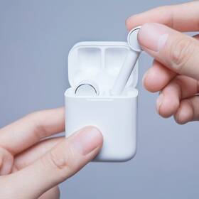 Sluchátka Xiaomi Mi True Wireless Earphones bílá

 obrázek produktu 1 z 2