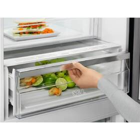 Chladnička s mrazničkou Electrolux LNT7ME36G2 bílá

 obrázek produktu 6 z 11