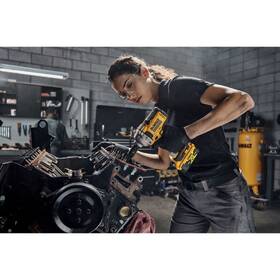 Utahovák rázový Dewalt DCF891P2T (s baterií) 

 obrázek produktu 3 z 4