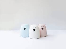 Dětská LED lampička Rabbit & Friends malý medvídek modrá

 obrázek produktu 2 z 2