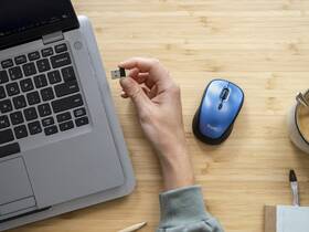 Myš Trust Yvi+ Silent Wireless Eco modrá

 obrázek produktu 11 z 13
