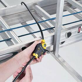 Zámek Master Lock Python 8420EURD 

 obrázek produktu 2 z 2