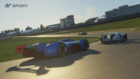 Herní konzole Sony 1TB + Gran Turismo Sport + PS Plus 14 dní černý

 obrázek produktu 18 z 27