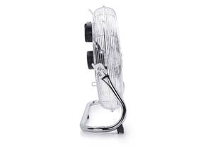 Ventilátor podlahový Tristar VE-5936 stříbrný

 obrázek produktu 4 z 5