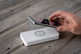 Powerbanka GND 10000 mAh, bezdrátové nabíjení 5W, USB-C, Lightning bílá

 obrázek produktu 8 z 8