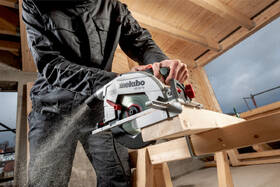 Okružní pila Metabo KS 66 FS, kufr 601066500 

 obrázek produktu 1 z 3