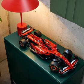 Stavebnice LEGO® Technic 42207 Auto Ferrari SF-24 F1 

 obrázek produktu 6 z 9