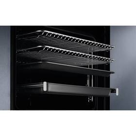 Trouba Electrolux EOA9S31CX nerez

 obrázek produktu 3 z 4