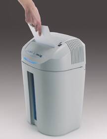 Skartovač KOBRA +1 CC4, A4, 14 listů, 38l, P4 bílý/modrý

 obrázek produktu 4 z 5