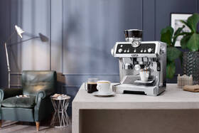 Espresso De'Longhi EC9335.M 

 obrázek produktu 30 z 34
