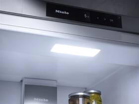 Chladnička Miele K 7747 C bílá

 obrázek produktu 3 z 9