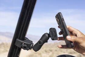 Držák na mobil Peak Design Motorcycle Ball Locking Adapter černý

 obrázek produktu 11 z 11