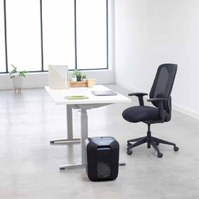 Skartovač Fellowes LX 45 černý

 obrázek produktu 5 z 6