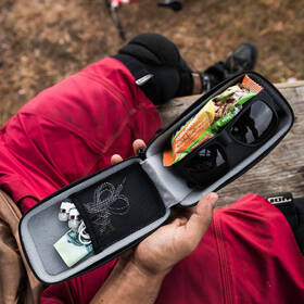 Brašna na kolo SP Connect Wedge Case + držáky 

 obrázek produktu 3 z 3
