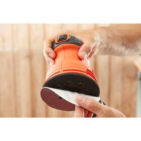 Excentrická bruska Black-Decker BEW210-QS 

 obrázek produktu 2 z 5