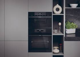 Mikrovlnná trouba Haier HWO38MG4HXBD černá barva
