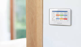Kompletní sada Honeywell Evohome Starter Set 3 pro topení bílé

 obrázek produktu 5 z 7