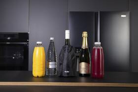 Chladicí nádoba na víno Haier HAWACP01 černý

 obrázek produktu 12 z 12