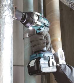 Utahovák rázový Makita DTW700Z (bez baterie) 

 obrázek produktu 1 z 3