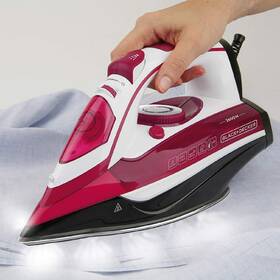 Žehlička Black+Decker BXIR2602E bílá/růžová

 obrázek produktu 2 z 11