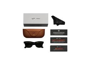 Chytré brýle Meta Ray-Ban Wayfarer - Matte, Polarized Gradient Graphite černé

 obrázek produktu 6 z 6