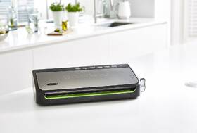 Svářečka fólií FoodSaver FFS005X černá/ocel

 obrázek produktu 3 z 3