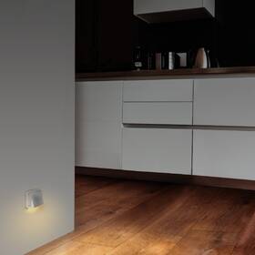 Noční světlo Solight 0,5 W, teplá bílá, se světelným sensorem bílé

 obrázek produktu 8 z 8
