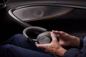 Sluchátka Bowers & Wilkins Px8 McLaren edition šedá

 obrázek produktu 18 z 22