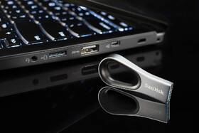 USB Flash SANDISK 64 GB stříbrný

 obrázek produktu 3 z 6
