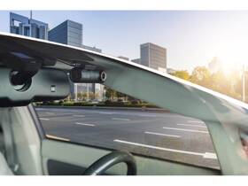 Autokamera Mio MiVue J35 černá

 obrázek produktu 8 z 8