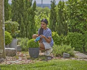 Nůžky na trávu Gardena 9885-20 (s baterií) 

 obrázek produktu 3 z 4