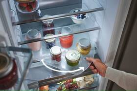 Chladnička s mrazničkou Miele KFN 7795 C bílá

 obrázek produktu 6 z 11