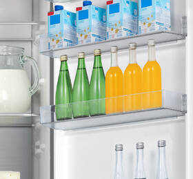 Chladnička s mrazničkou Hisense RB645N4BFD černá barva

