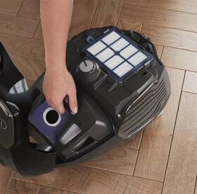Podlahový vysavač Electrolux ZPFGREEN černý/zelený

 obrázek produktu 7 z 9