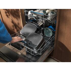 Fritéza horkovzdušná Electrolux EAF5B černá

 obrázek produktu 3 z 4