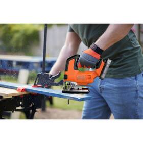 Přímočará pila Black-Decker BLCJS78E1-QW (s baterií) 

 obrázek produktu 12 z 14