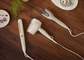 Žehlička na vlasy Philips BHS838/00 

 obrázek produktu 11 z 11