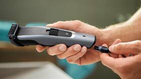 Zastřihovač vousů Philips BT5502/15 šedý

 obrázek produktu 9 z 11