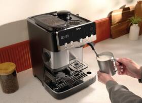 Pákový kávovar Ninja ES301EU Luxe Café MINI černý/stříbrný

 obrázek produktu 13 z 15
