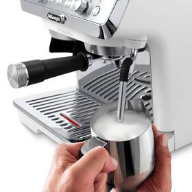 Pákový kávovar De'Longhi EC9155.W 

 obrázek produktu 13 z 15