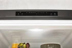 Chladnička s mrazničkou Whirlpool W7 831A OX nerez

 obrázek produktu 12 z 19