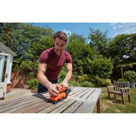 Vibrační bruska Black-Decker BEW220-QS 

 obrázek produktu 3 z 3