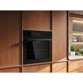 Trouba Electrolux EOA9S3DC, matná černá

 obrázek produktu 6 z 8