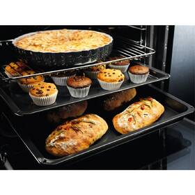 Trouba Electrolux EOF6P76X2 nerez
