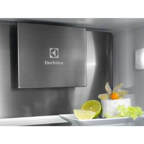 Chladnička s mrazničkou Electrolux ENZ9MC18S bílá

 obrázek produktu 3 z 6