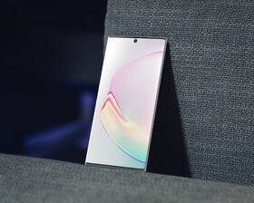 Ochranná fólie InvisibleSHIELD VisionGuard s vrstvou Eyesafe na telefon 

 obrázek produktu 2 z 4