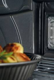 Set výrobků Haier HWO60SM5B5BH + HAIPSJ64MC 
